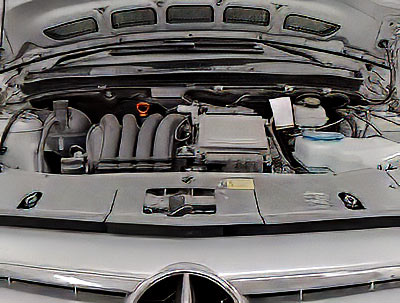 Bedienfeld einer Auto-Klimaanlage in Nahaufnahme